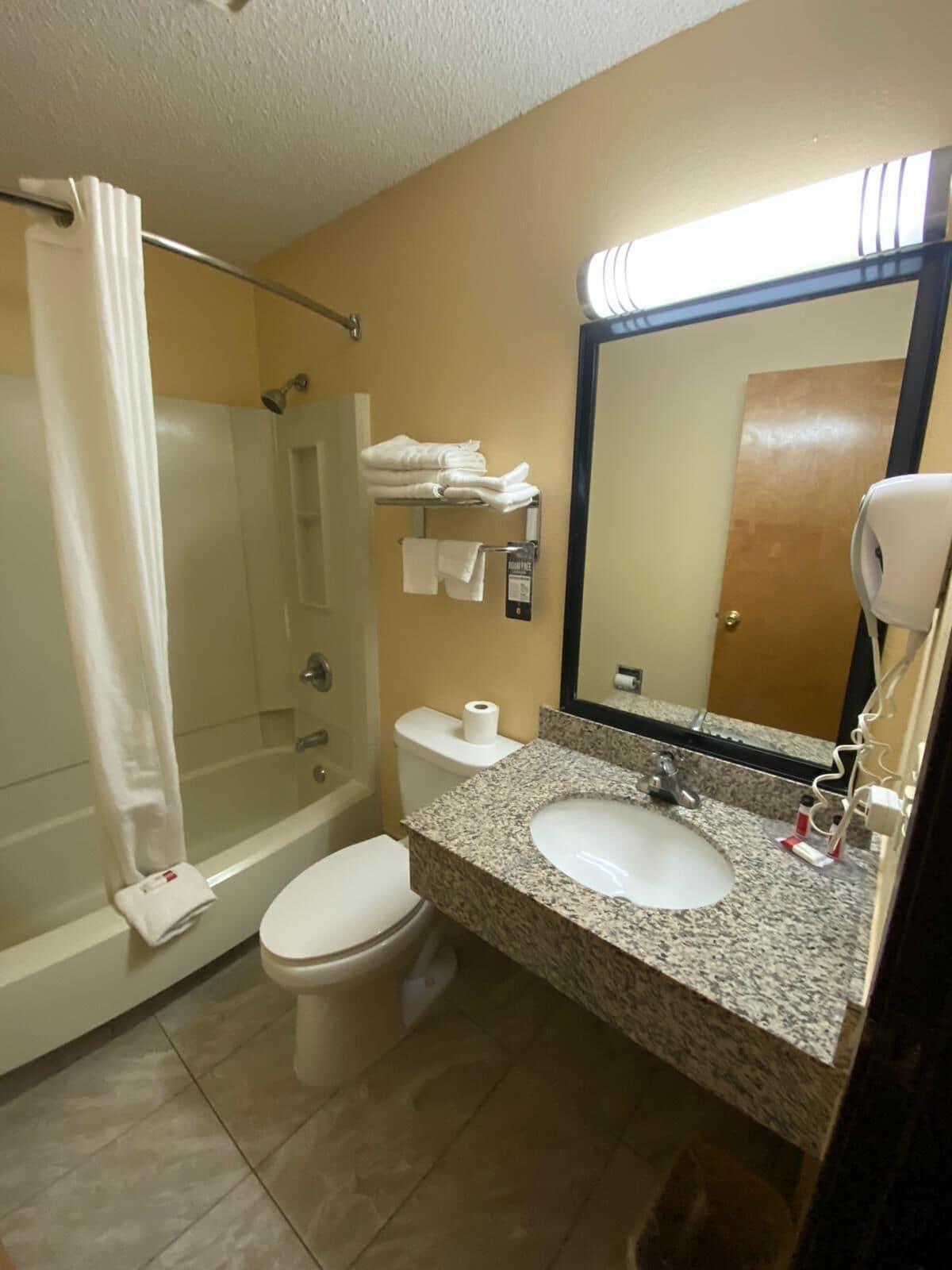 Super 8 By Wyndham Kansas At Barry Road/airport 2* Kansas City